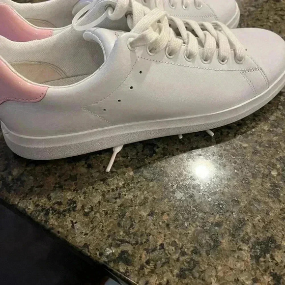 Tory Burch Howell Court Sneaker Titanium White/Petunia (pink) NWOT size 9 - Picture 5 of 7